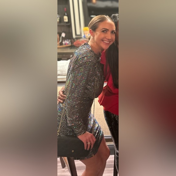 Holiday dress!!!! Sparkly black Alexia Admor dress! Size 4! - Picture 2 of 5